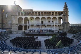 Imagen de los preparativos en el conventual de San Benito del pasado año