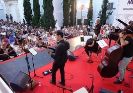 Uno de los conciertos del verano pasado en el patio del MUBA.