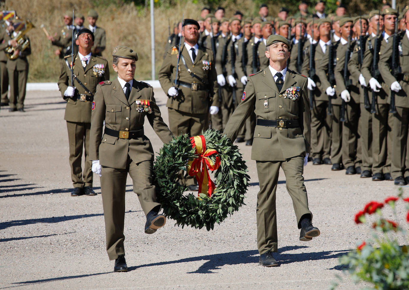 Las mejores imágenes de la jura de bandera en Cáceres (II)