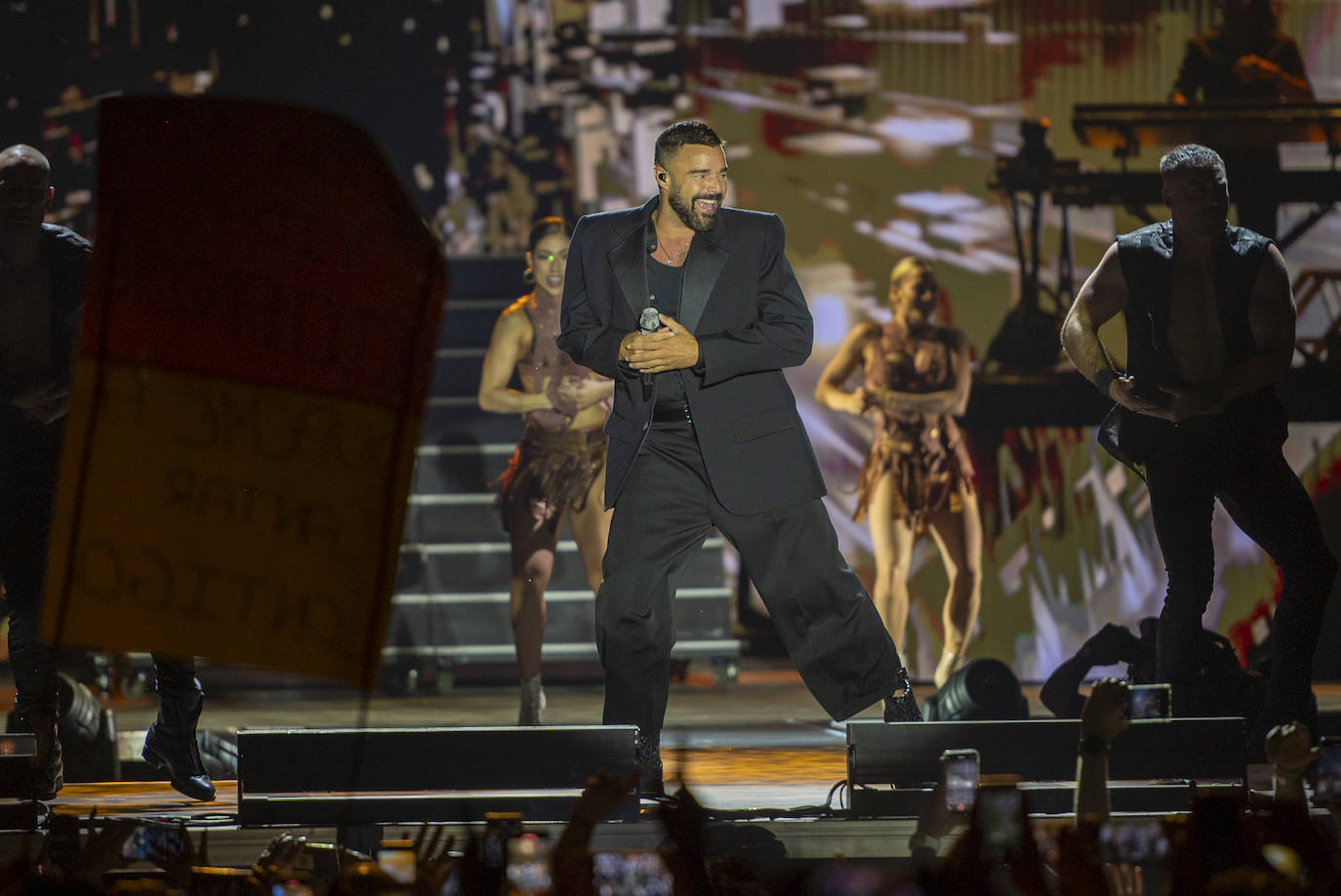 Las mejores imágenes del concierto de Ricky Martin en Badajoz (I)