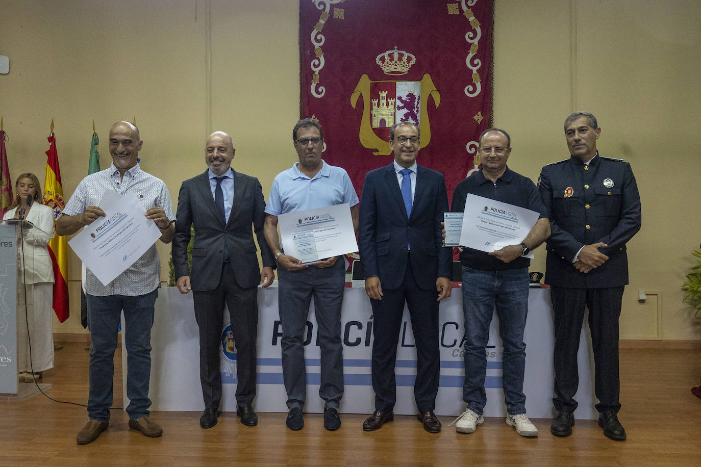 Así ha sido la entrega de distinciones a la Policía Local del Cáceres