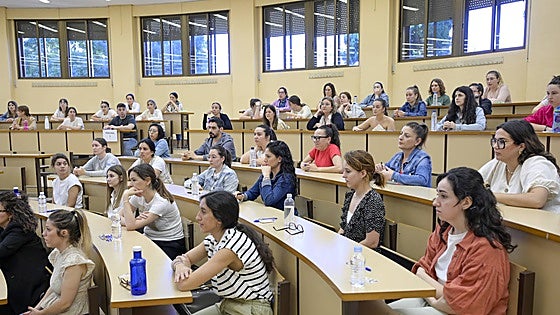 Suspenso por usar abreviaturas en la oposición de Educación