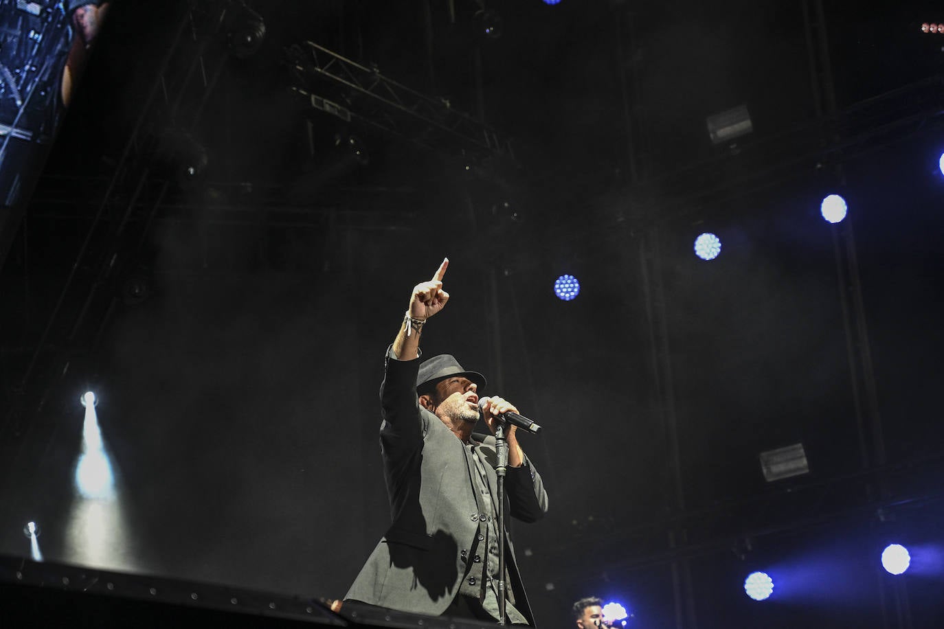 Las fotos del concierto de &#039;El Barrio&#039; en la Alcazaba de Badajoz