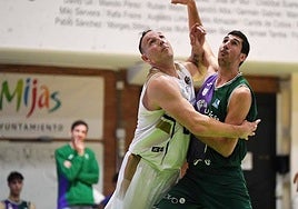 Rubén Salas durante un partido con el filial del Unicaja Málaga.