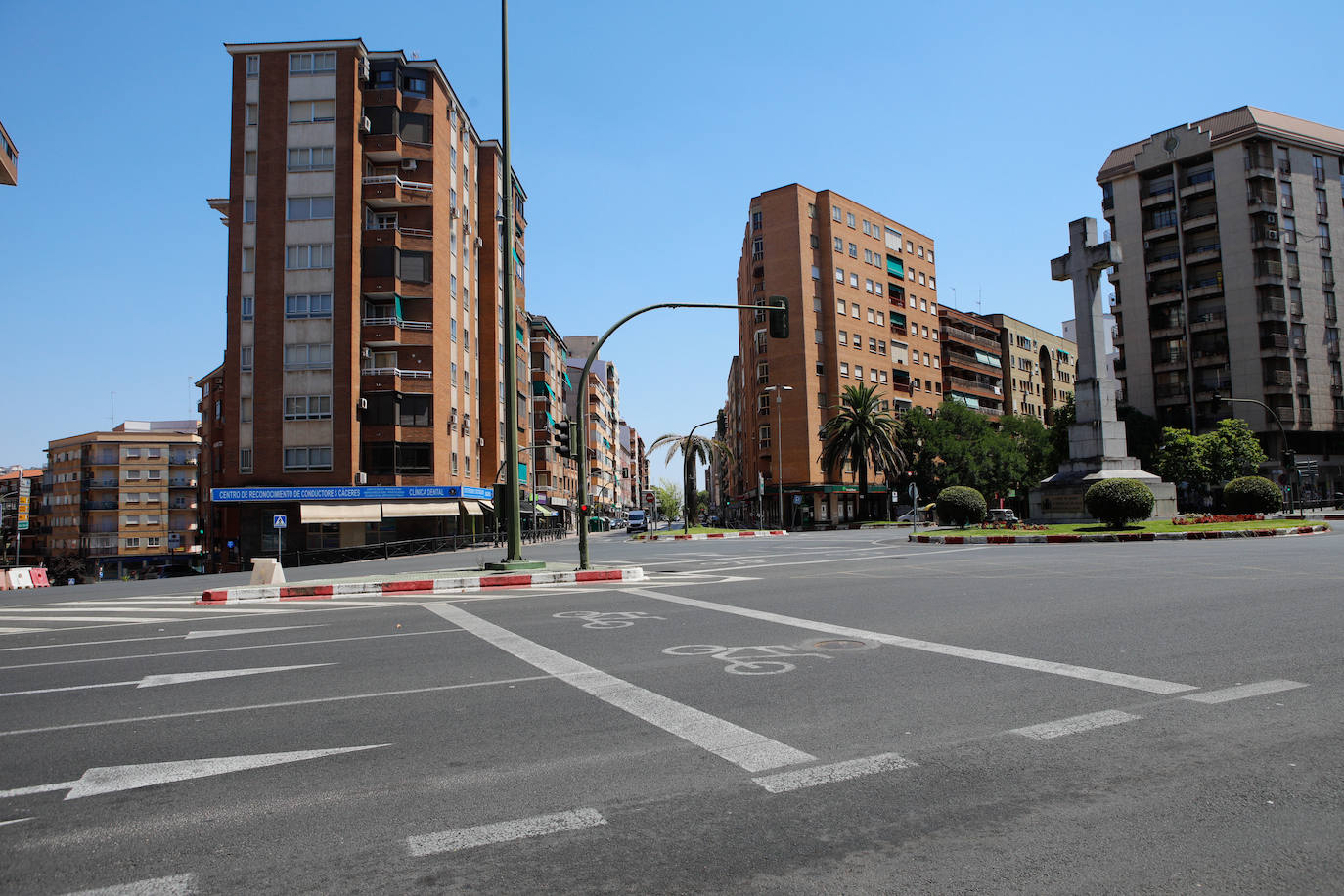 Calles vacías en Cáceres en la tarde de este martes.