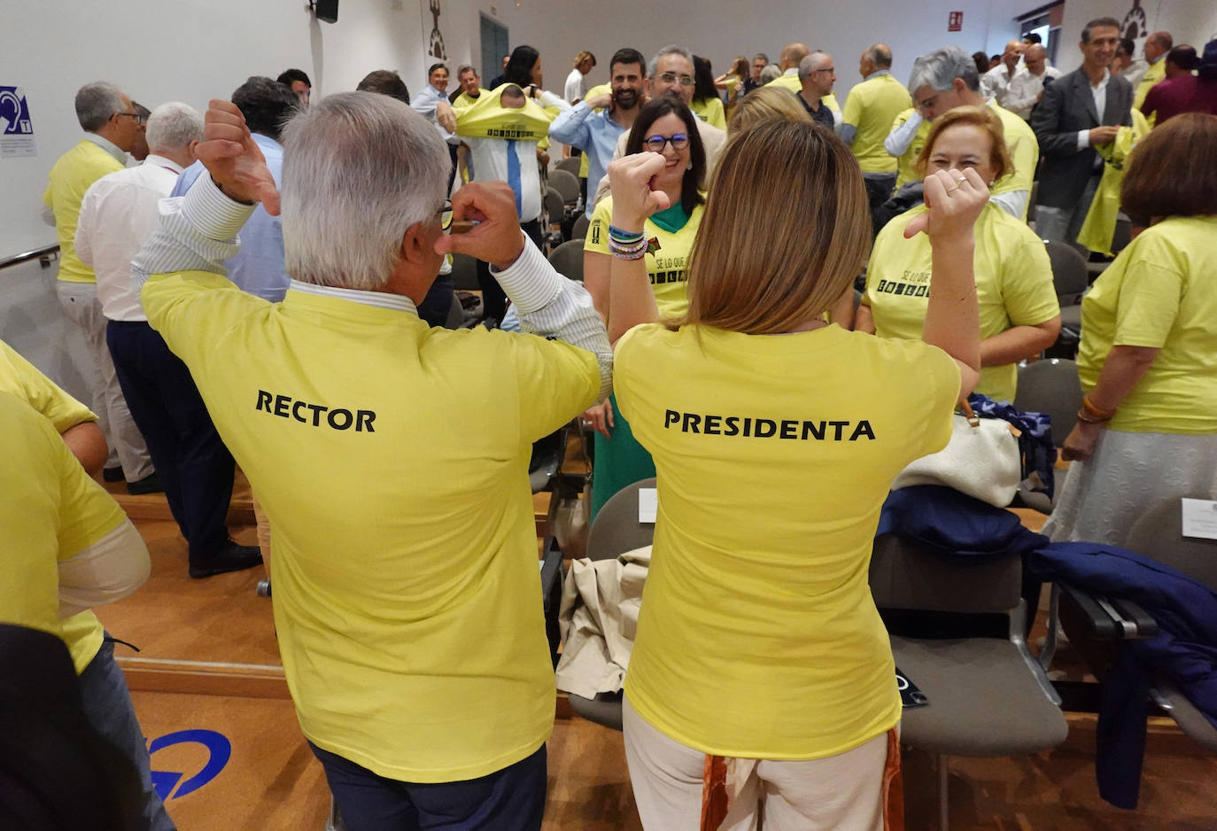 Así ha sido la presentación de las placas fotovoltaicas en la UEx