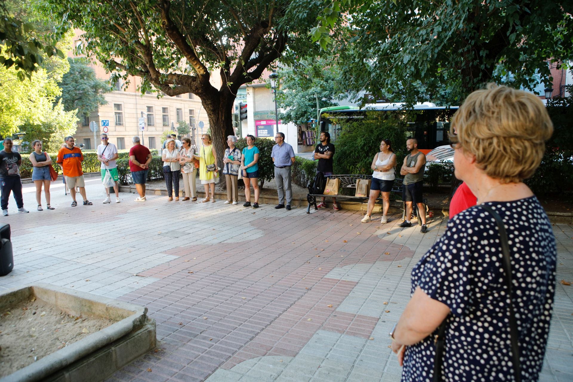 Círculo del silencio organizado por Cáritas a favor de los mayores. 