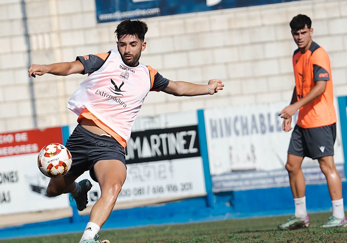 Primera sesión de los celestes en el césped de La Isla.