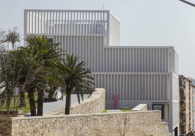 El edificio del Museo Helga de Alvear en Cáceres fue diseñado por el estudio Tuñón Arquitectura.