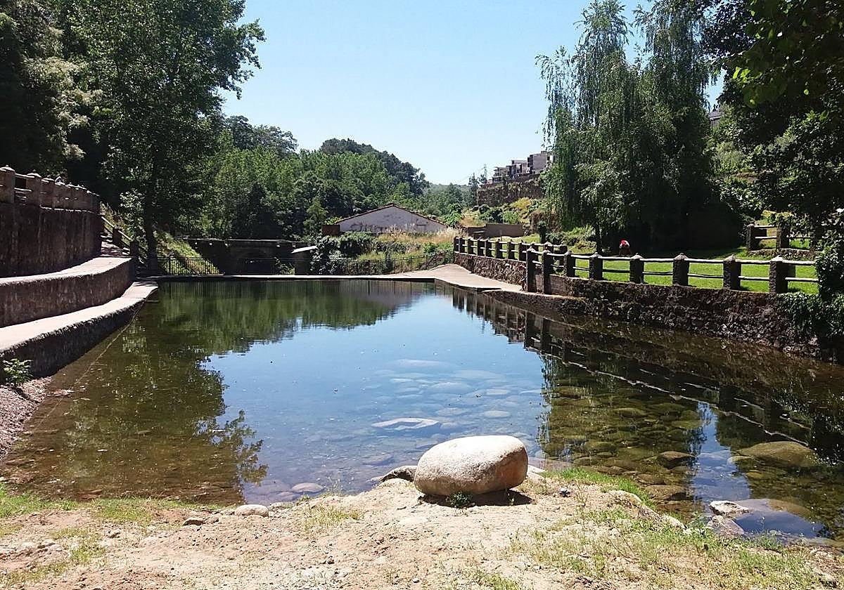 Piscina natural de Aldeanueva de la Vera.