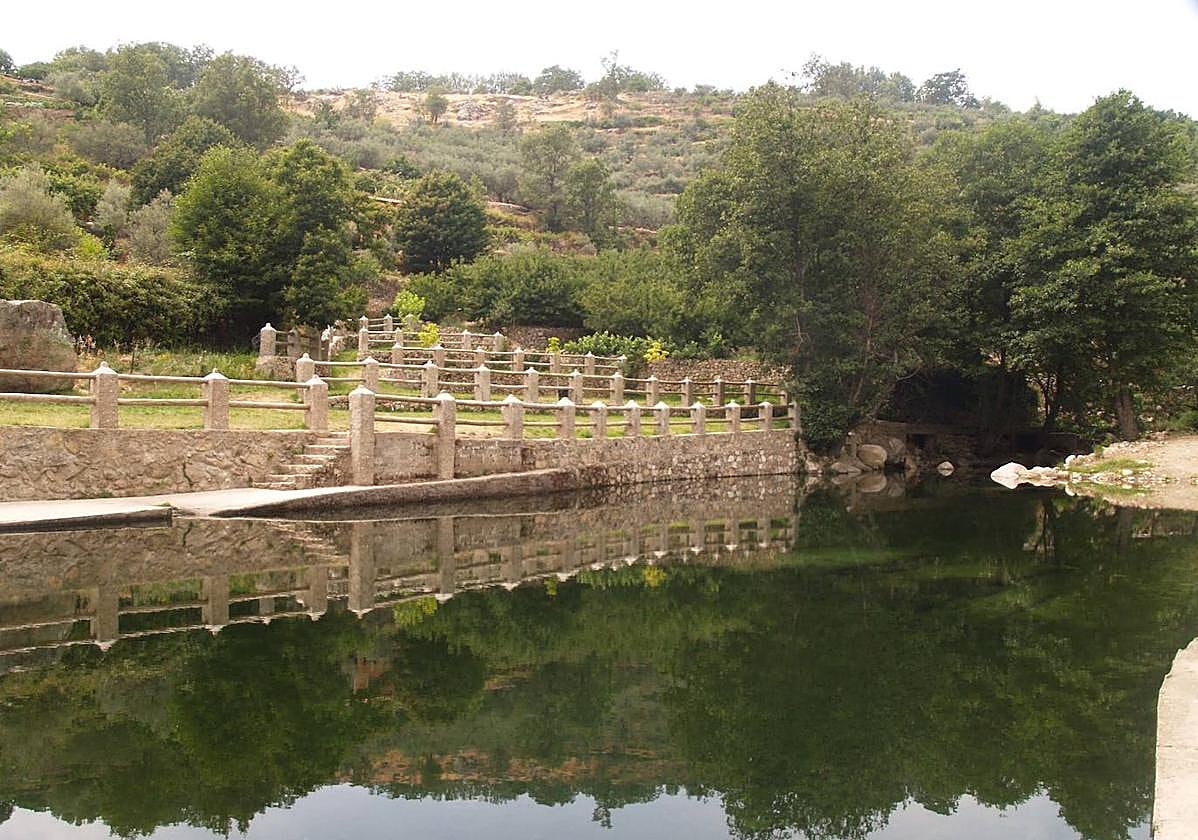 Piscina natural de Aldeanueva de la Vera
