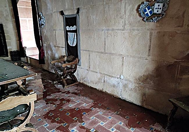 Los deterioros también son visibles en el interior del la fortaleza