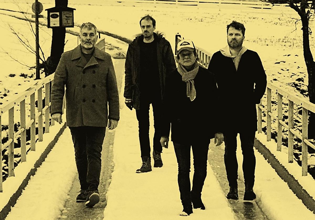 Integrantes del grupo La Habitación Roja.