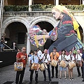 Fotos | Plasencia disfruta de un Lunes Menor repleto de música