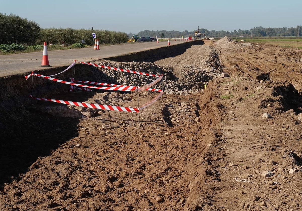 Restos romanos hallados recientemente en la carretera del aeropuerto.