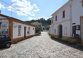 En Galegos hay una casa convertida en museo del aceite.