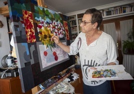 Francisco Vaz Leal, decano de Medicina, en su estudio de pintura.