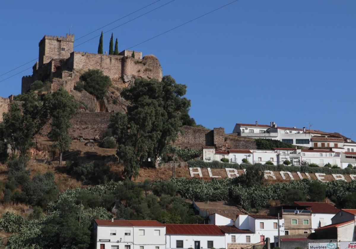 Imponente, de piedra y casi para entrar a vivir