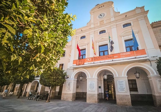 Exterior de la Casa Consistorial emeritense.