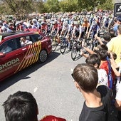 Plasencia se vuelca en la salida de la 4ª etapa de la Vuelta Ciclista a España