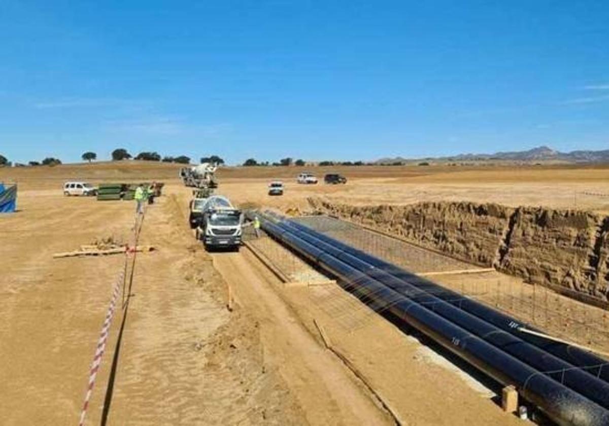 Imagen de archivo de las obras del regadío de Tierra de Barros.