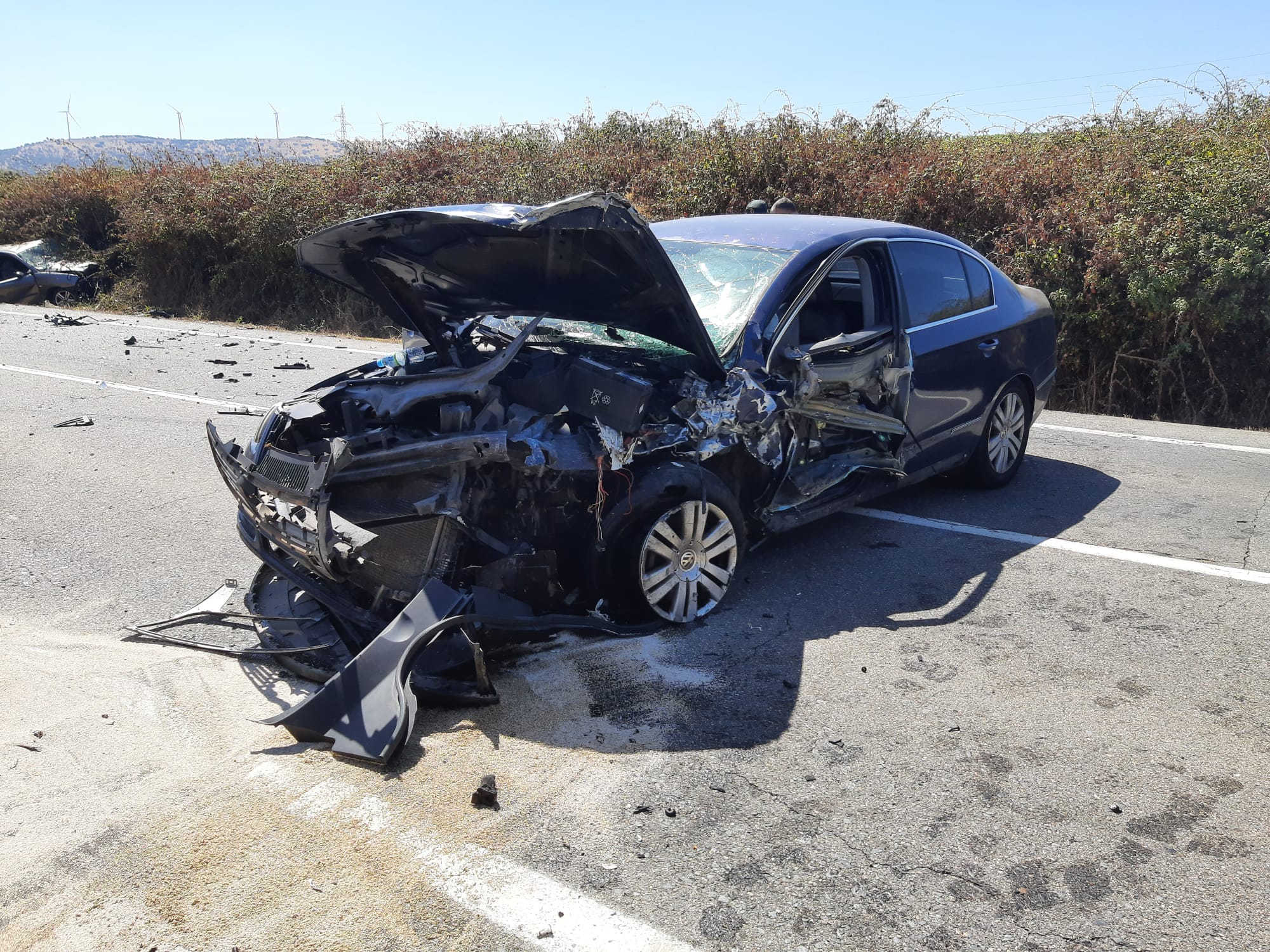 Así han quedado los dos coches tras el accidente en la Ex-307