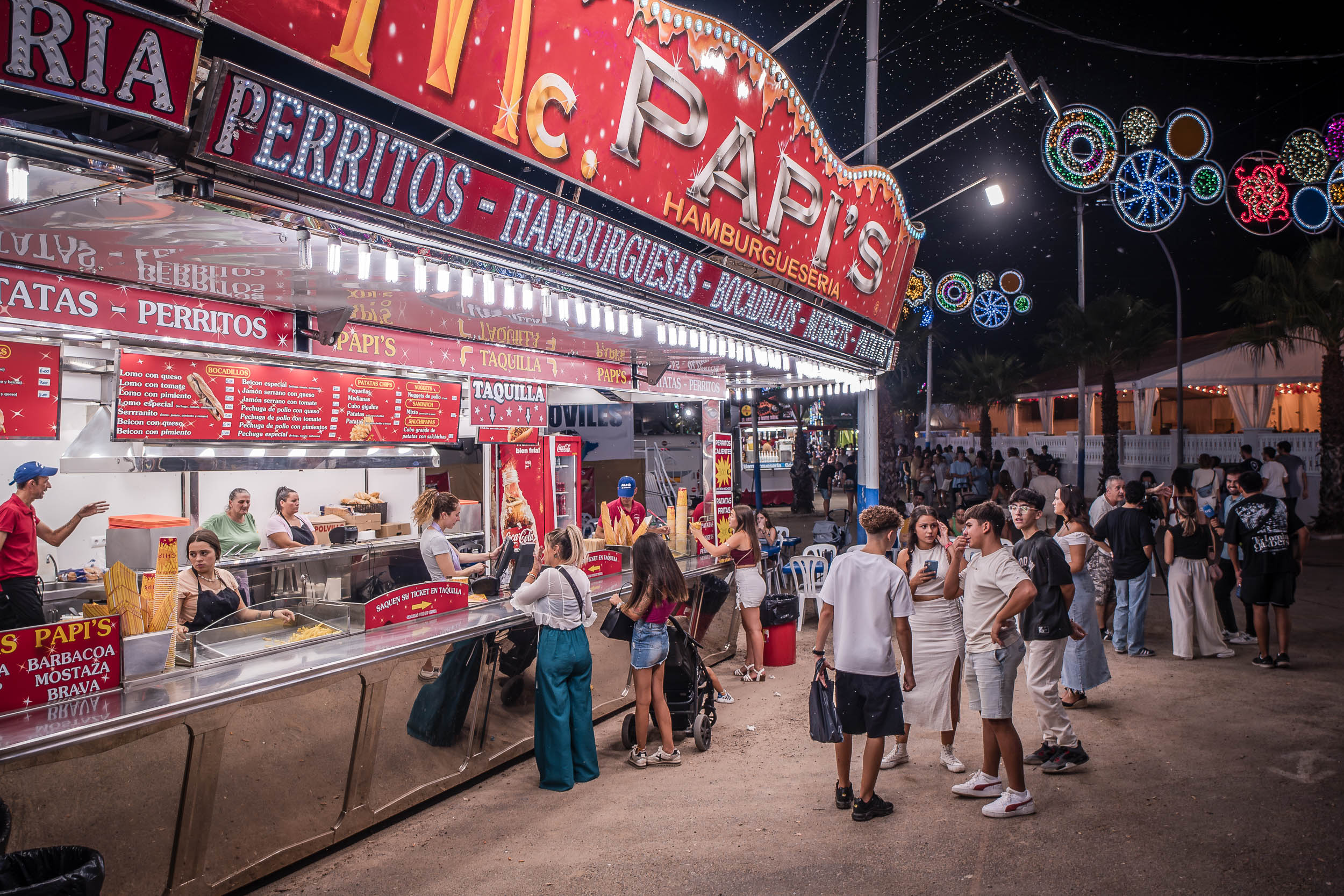 FOTOS | El alumbrado ilumina la Feria de Mérida