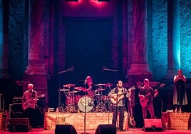 Fotos | Las mejores imágenes del concierto de Los Chichos en el Teatro Romano de Mérida