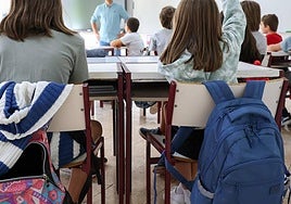 El curso comenzará en Extremadura con 143 docentes más pese a haber menos niños