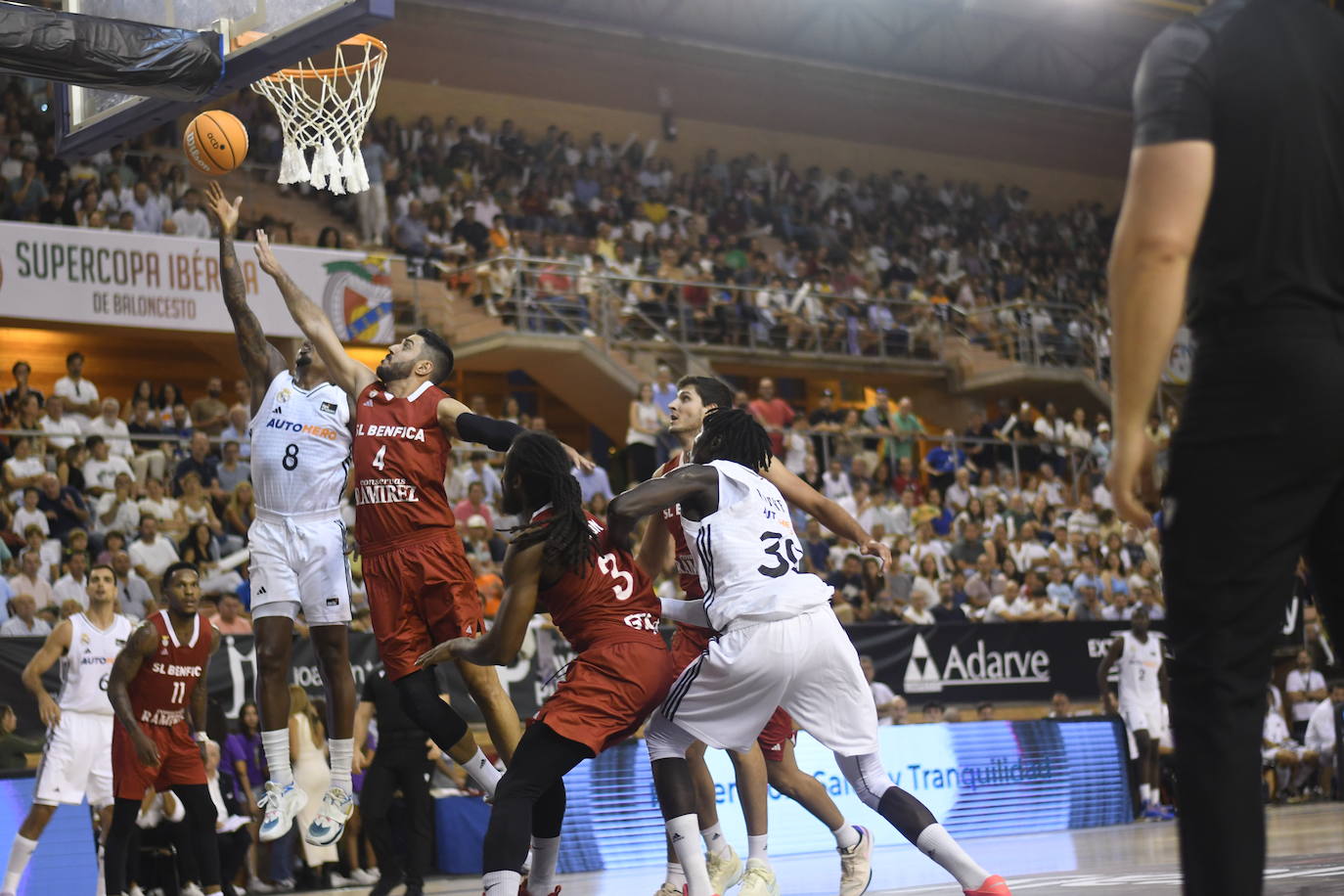El Real Madrid brilla en Badajoz | Fotos