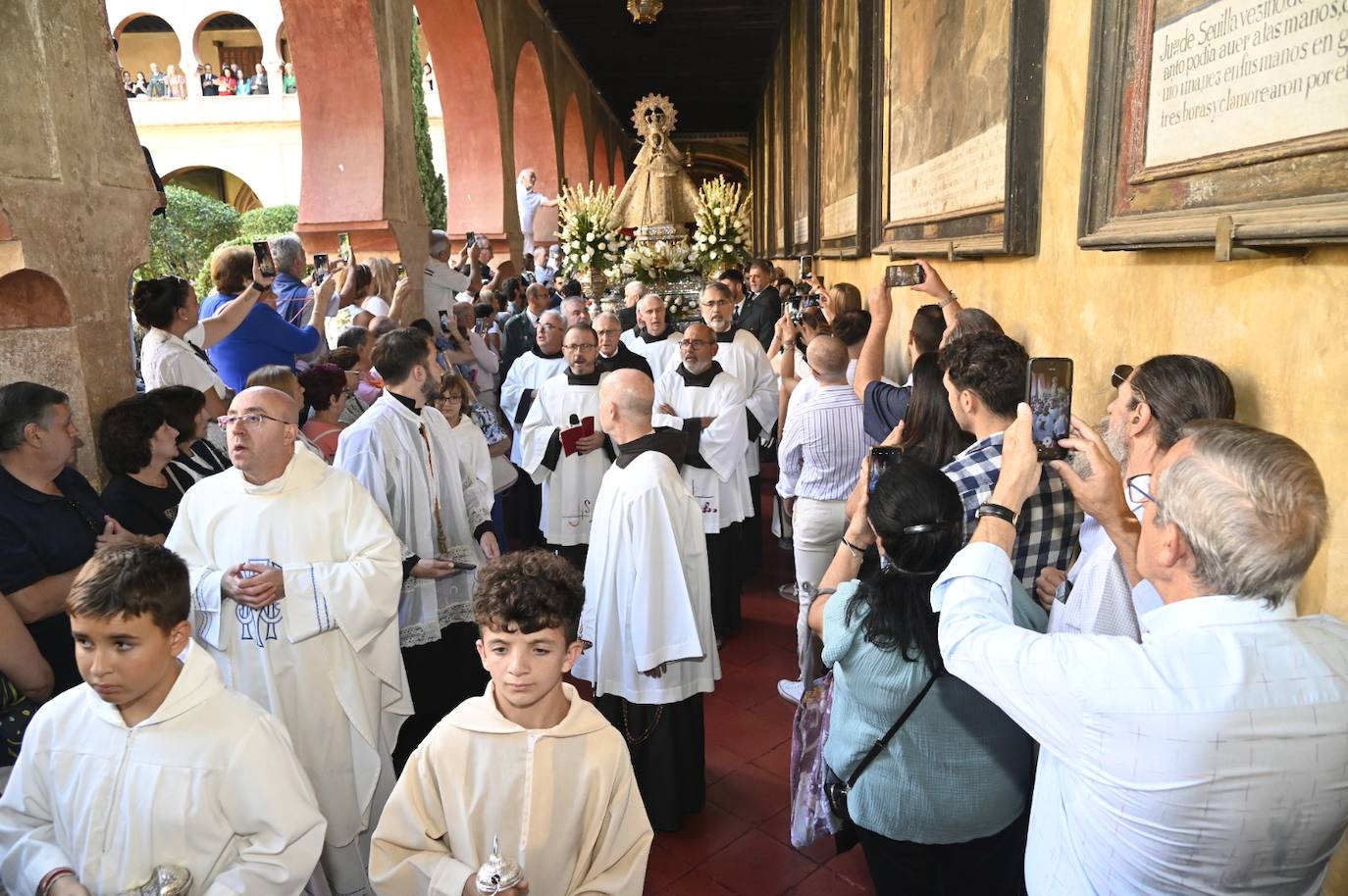La misa por la patrona de Extremadura, en imágenes