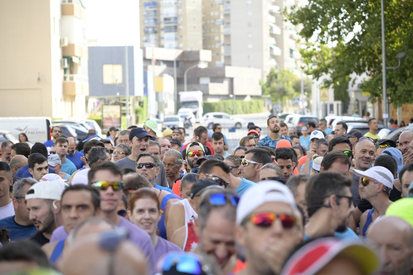 La Carrera Contra el Cáncer de Badajoz, en imágenes (I)