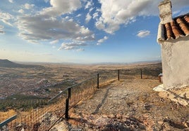 Vista de Cabeza del Buey desde la ermita del Calvario.