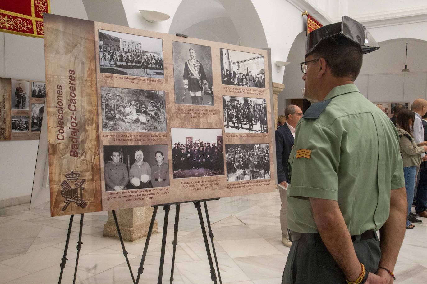 La historia de la Guardia Civil se exhibe en la Asamblea | Fotos