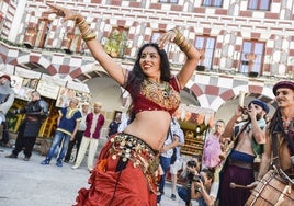 Una bailarina en Almossassa.