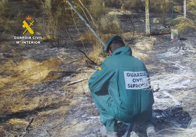 Labores de investigación del incendio.