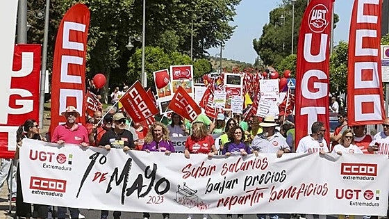UGT y CCOO en Extremadura piden a la patronal que se siente a negociar la reducción de la jornada laboral