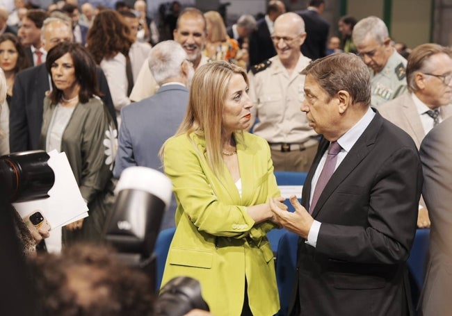 Guardiola y Planas, antes del acto inaugural.