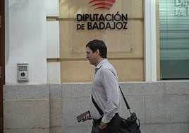 El músico David Azagra accede a la Diputación el 10 de julio, el día que la UCO requisó su cuenta de correo electrónico.