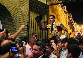 Alejandro Talavante abre la la Puerta del Príncipe de Sevilla