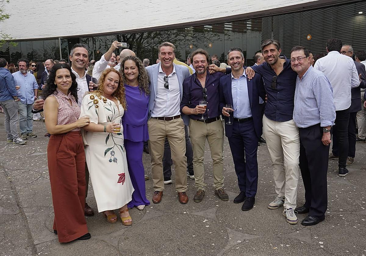 Reunión de antiguos alumnos de los Maristas por los 75 años de su asociación, en imágenes (I)