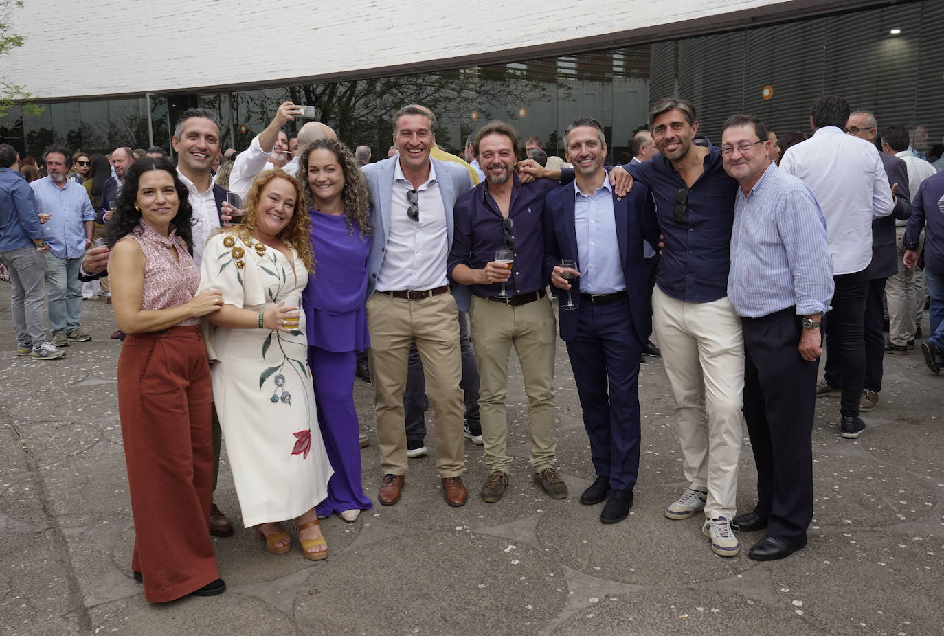 Reunión de antiguos alumnos de los Maristas por los 75 años de su asociación, en imágenes (I)