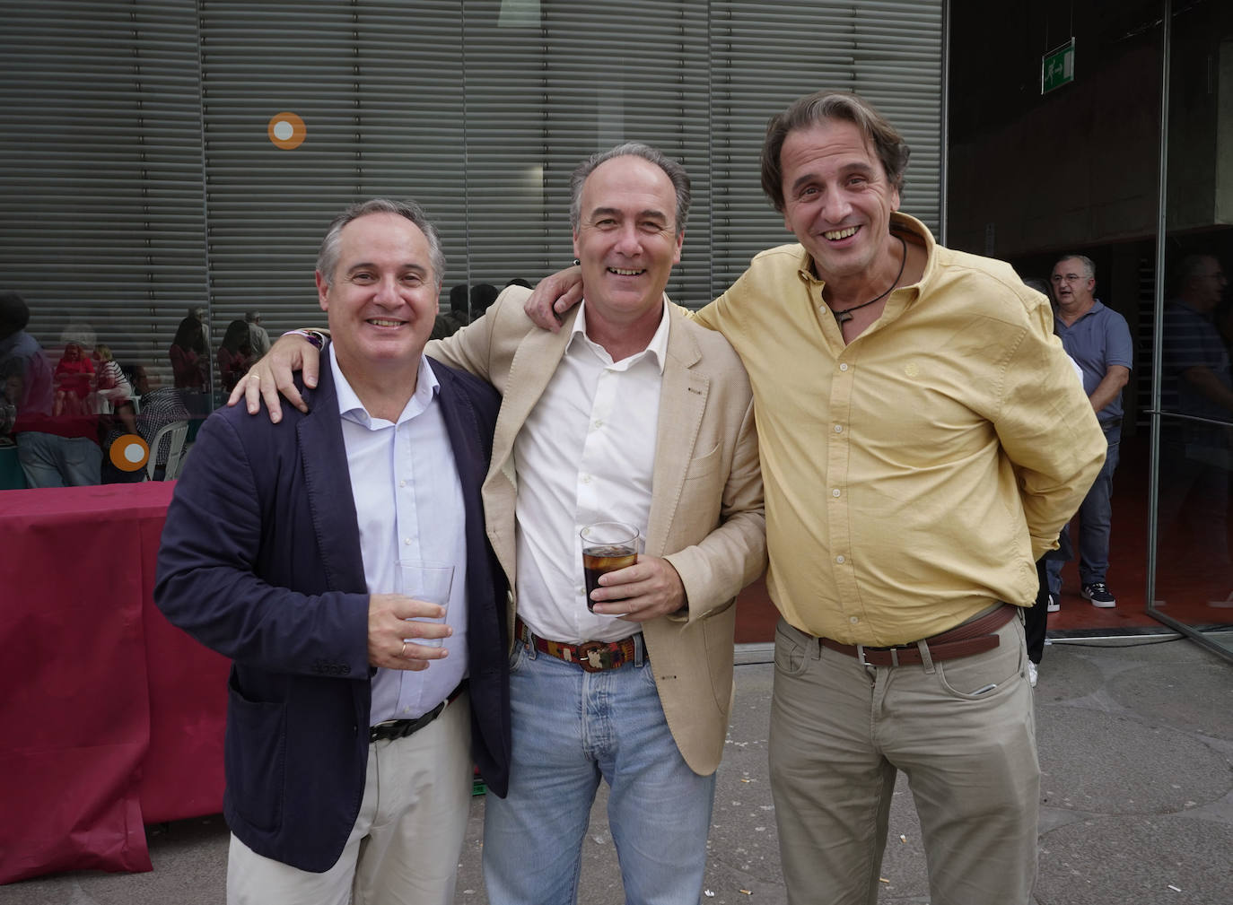 Reunión de antiguos alumnos de los Maristas por los 75 años de su asociación, en imágenes (II)