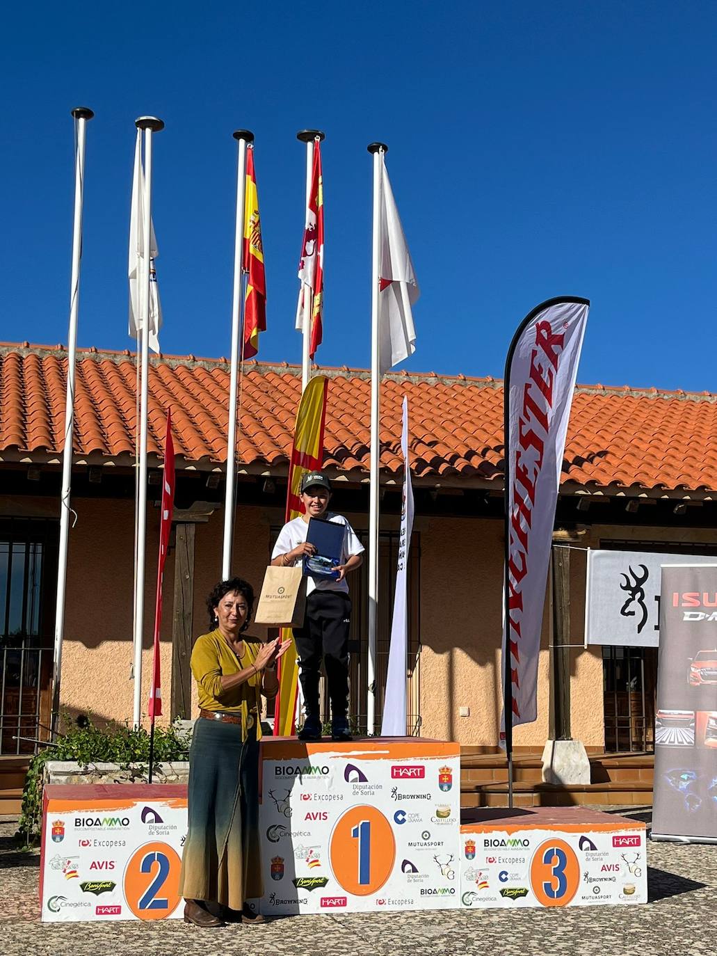 Imagen secundaria 2 - Los arqueros extremeños triunfan en el XXVI Campeonato de España de Recorridos de Caza con Arco