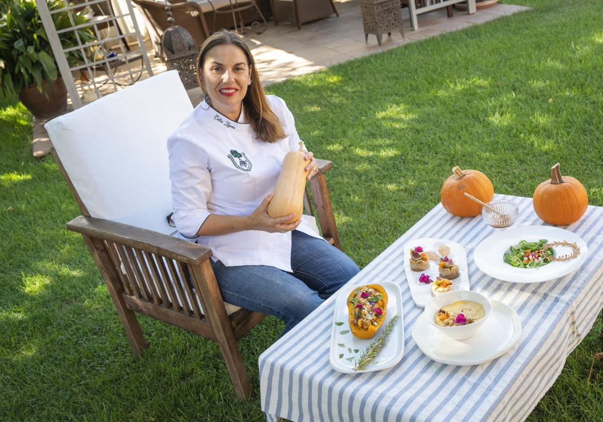 La chef pacense Celia Lucas, que pertenece a la Cofradía Extremeña de Gastronomía, ha elaborado este menú en una sola tarde.