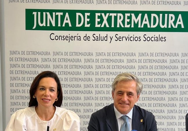 Sara García Espada e Ignacio Higuero, este jueves en Mérida.