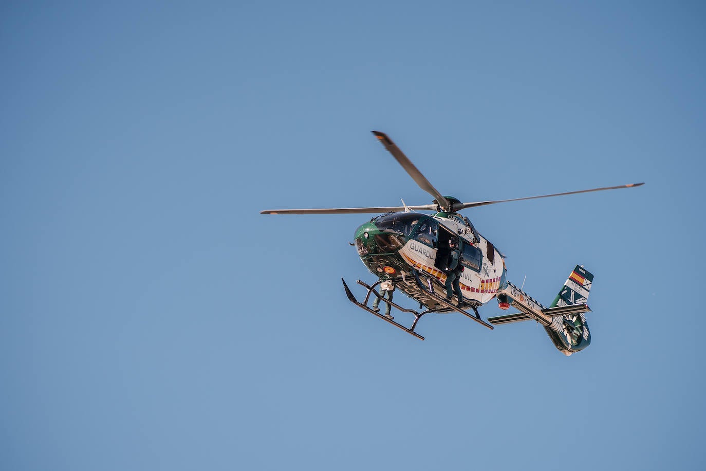 Fotos (II) | Así fue la exhibición de la Guardia Civil en Mérida