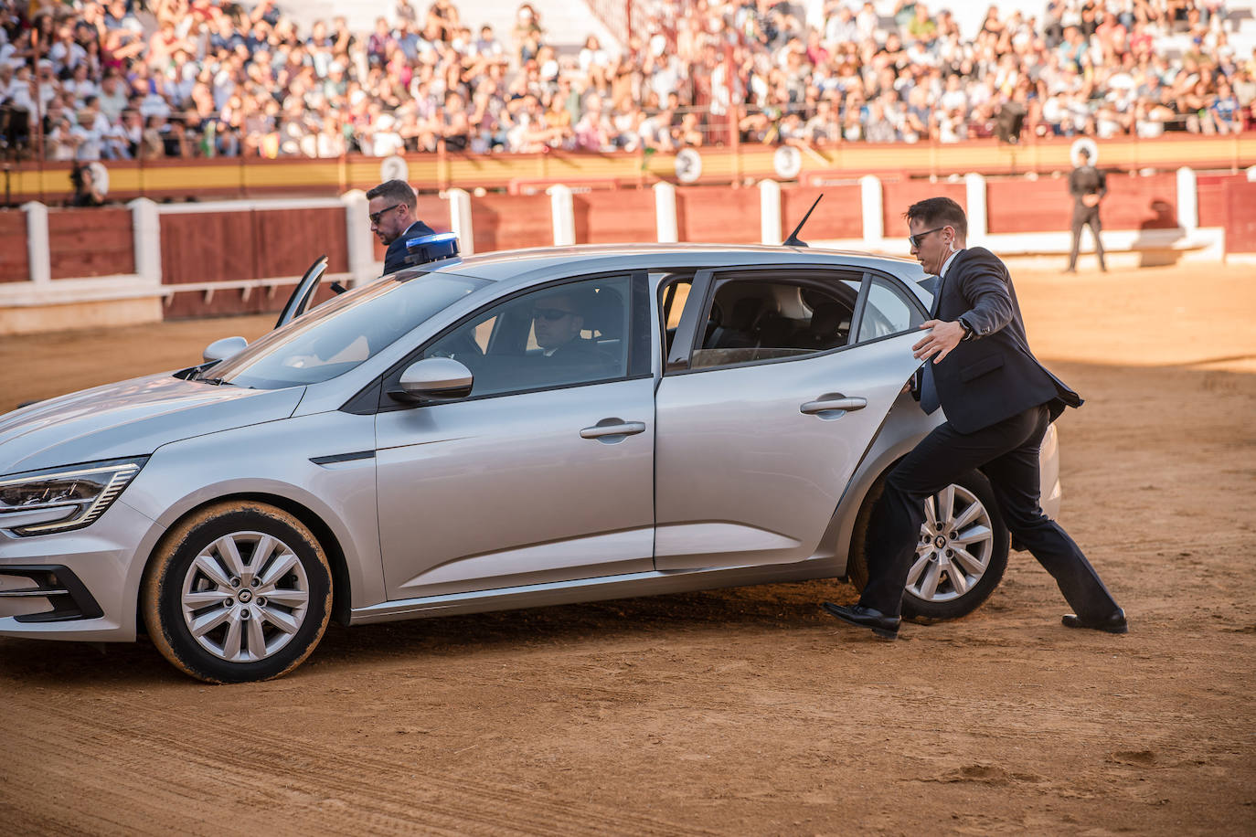 Fotos | Así fue la exhibición de la Guardia Civil en Mérida