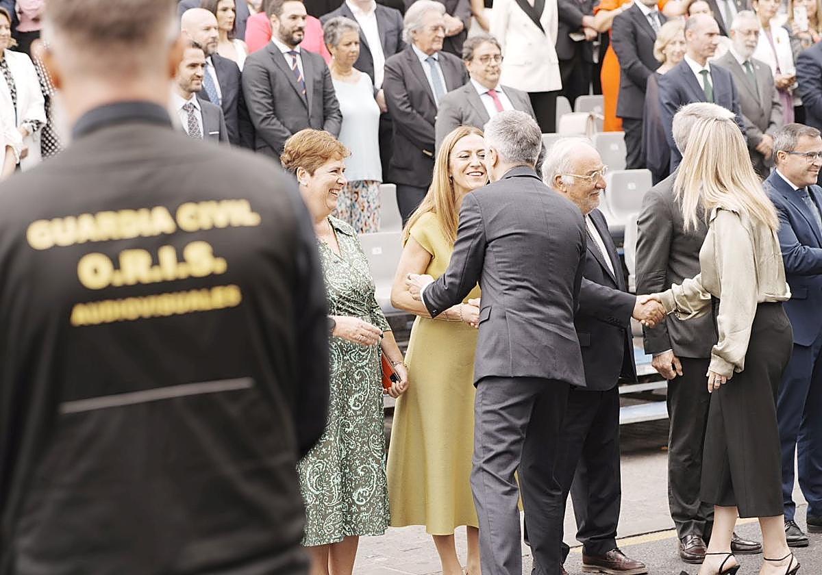 Parada militar de la Guardia Civil en Mérida