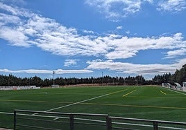Nueva cubierta del campo de fútbol de Fregenal.